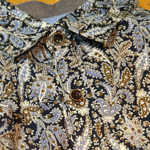 Dress shirt :Rue Saint Parick Montreal - Picture 4 of 4